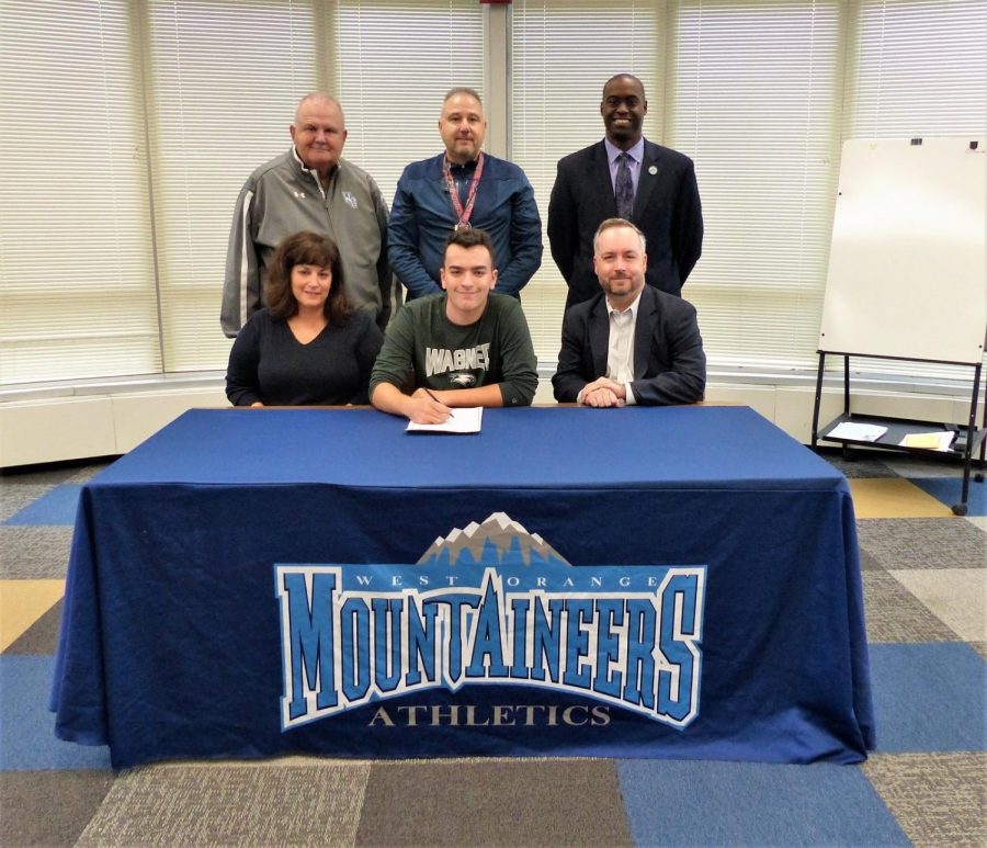 Tyler Galantini Signs with Wagner College