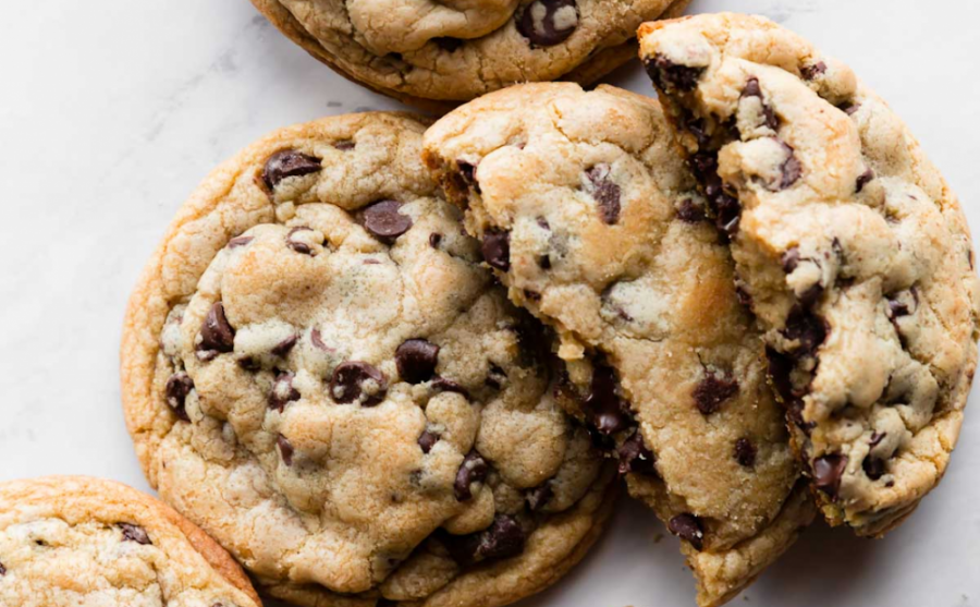 How to Make the BEST Chocolate Chip Cookies Ever