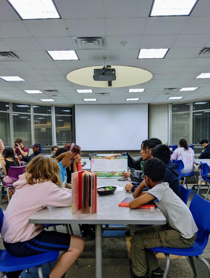 Students immersed in read aloud at Asian Culture Book Night
